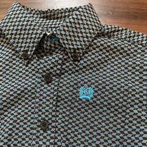2T boys button down shirt. Clinch brand. Never worn.